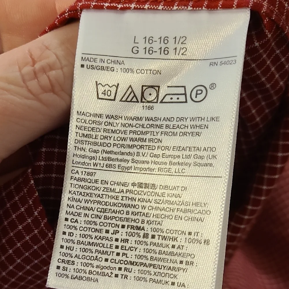 Banana Republic stylish red